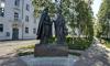 Памятник Святым благоверным князю Петру и княгине Февронии Муромским.